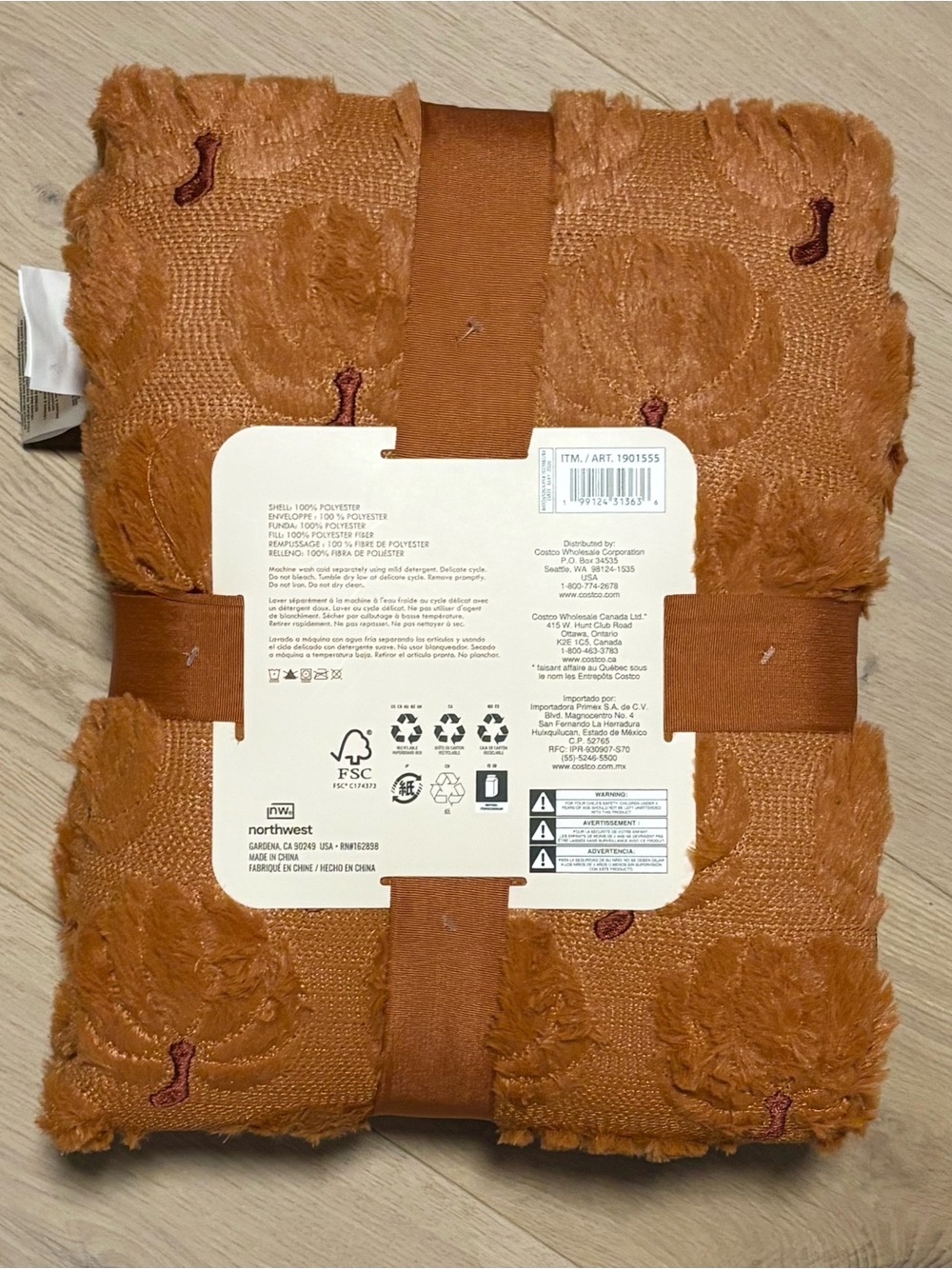 VIRAL TIK TOK COSTCO FAUX FUR HALLOWEEN FALL THROWS (2 Pc) GHOST, PUMPKIN *NWT - Picture 7 of 8